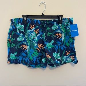 NWT Columbia floral print shorts. Size XL.